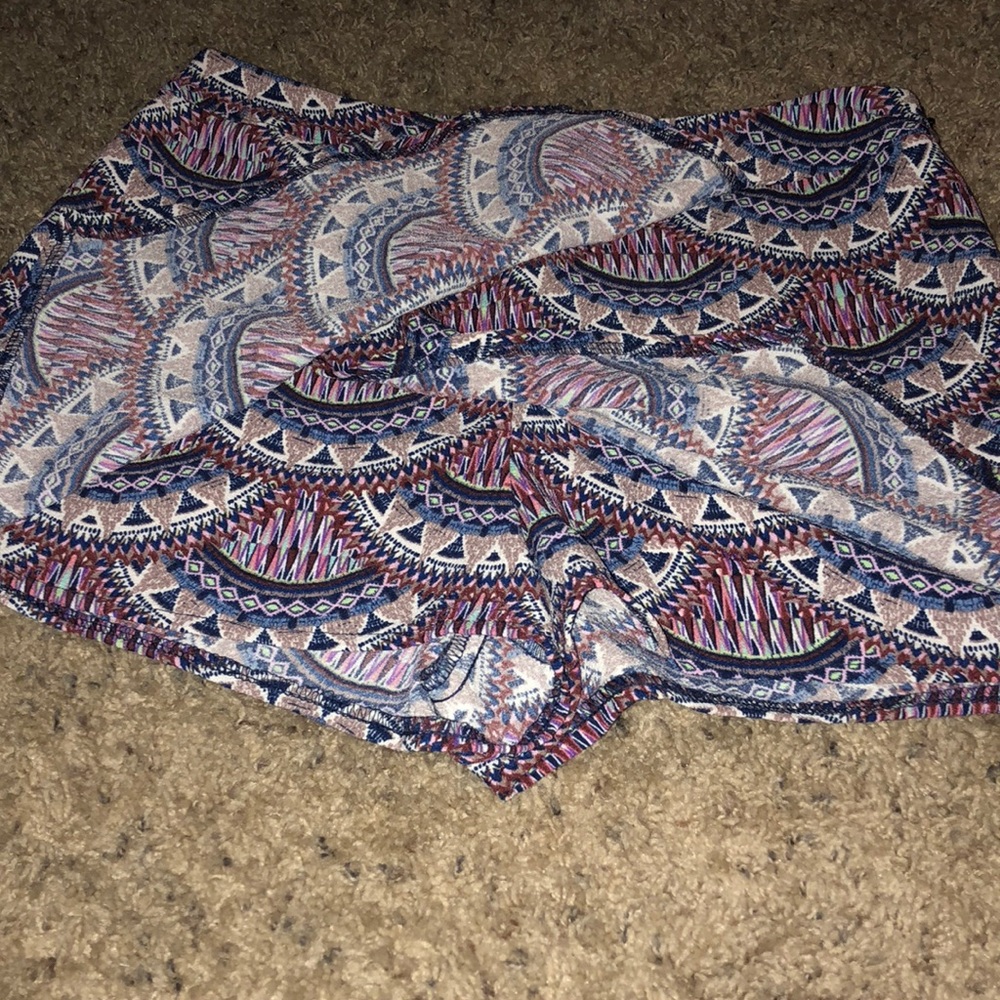 Patterned shorts - Picture 2 of 5